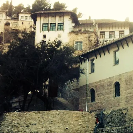 Cela Gjirokastër